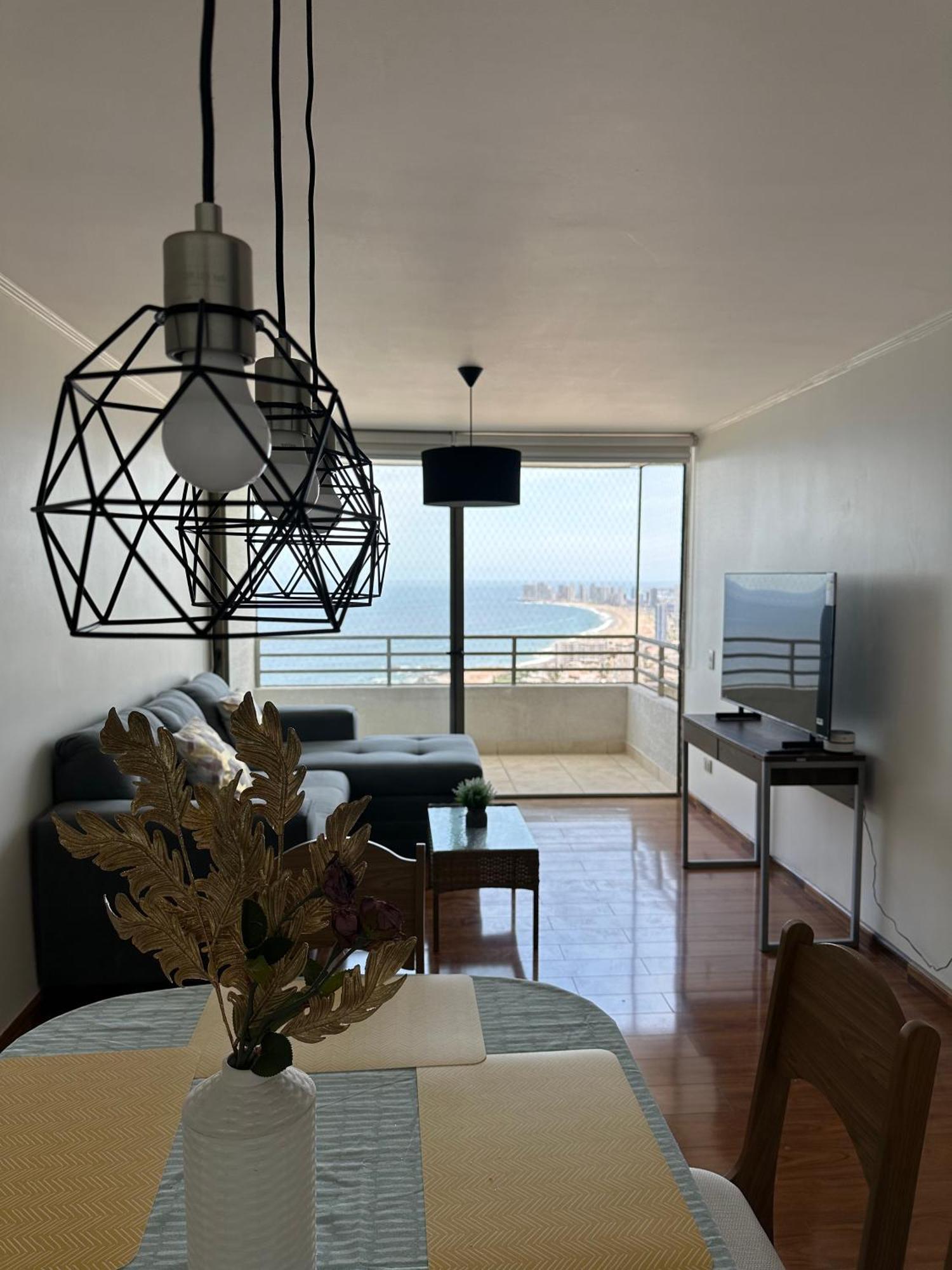 Apartamento Departamento Familiar Con Balcones Y Vista Al Mar *